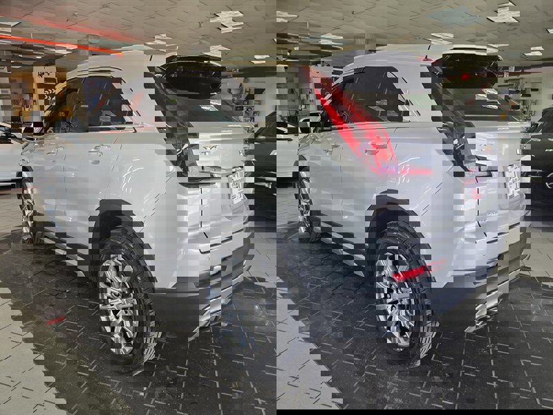 Used 2020 Cadillac XT4 Premium Luxury image 6