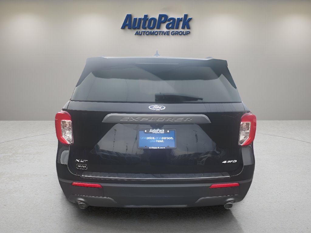 Certified 2024 Ford Explorer XLT w/ Equipment Group 202A AWD/4WD image 8