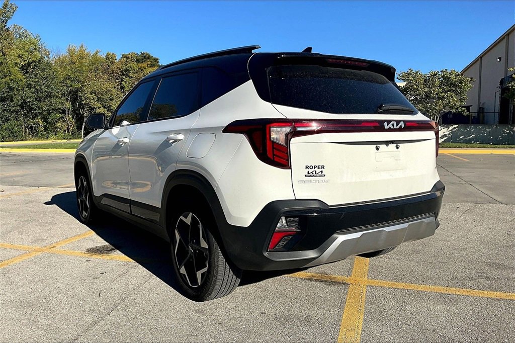 Used 2025 Kia Seltos S image 4