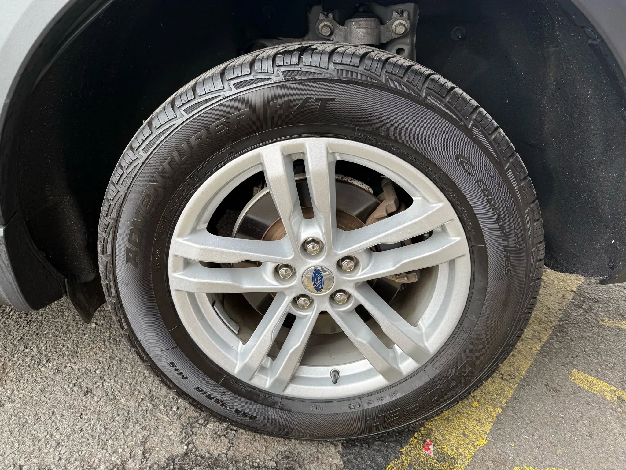 Used 2021 Ford Explorer XLT w/ Equipment Group 202A image 35