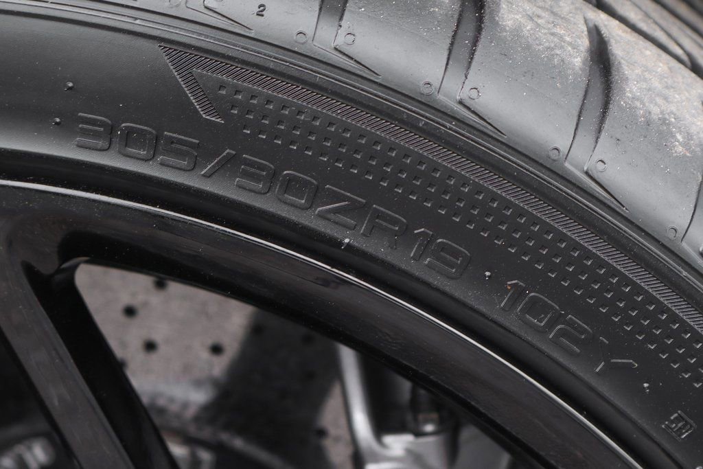 Used 2015 Chevrolet Camaro Z/28 RWD image 39