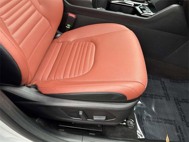 Used 2024 Kia Sportage SX image 10