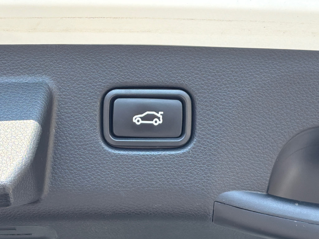 Used 2024 Kia Seltos S FWD image 21