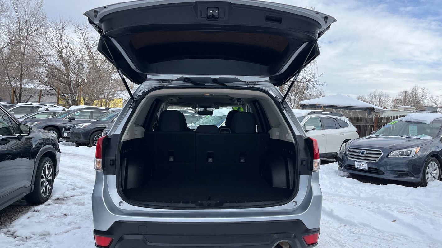 Used 2019 Subaru Forester Premium image 22