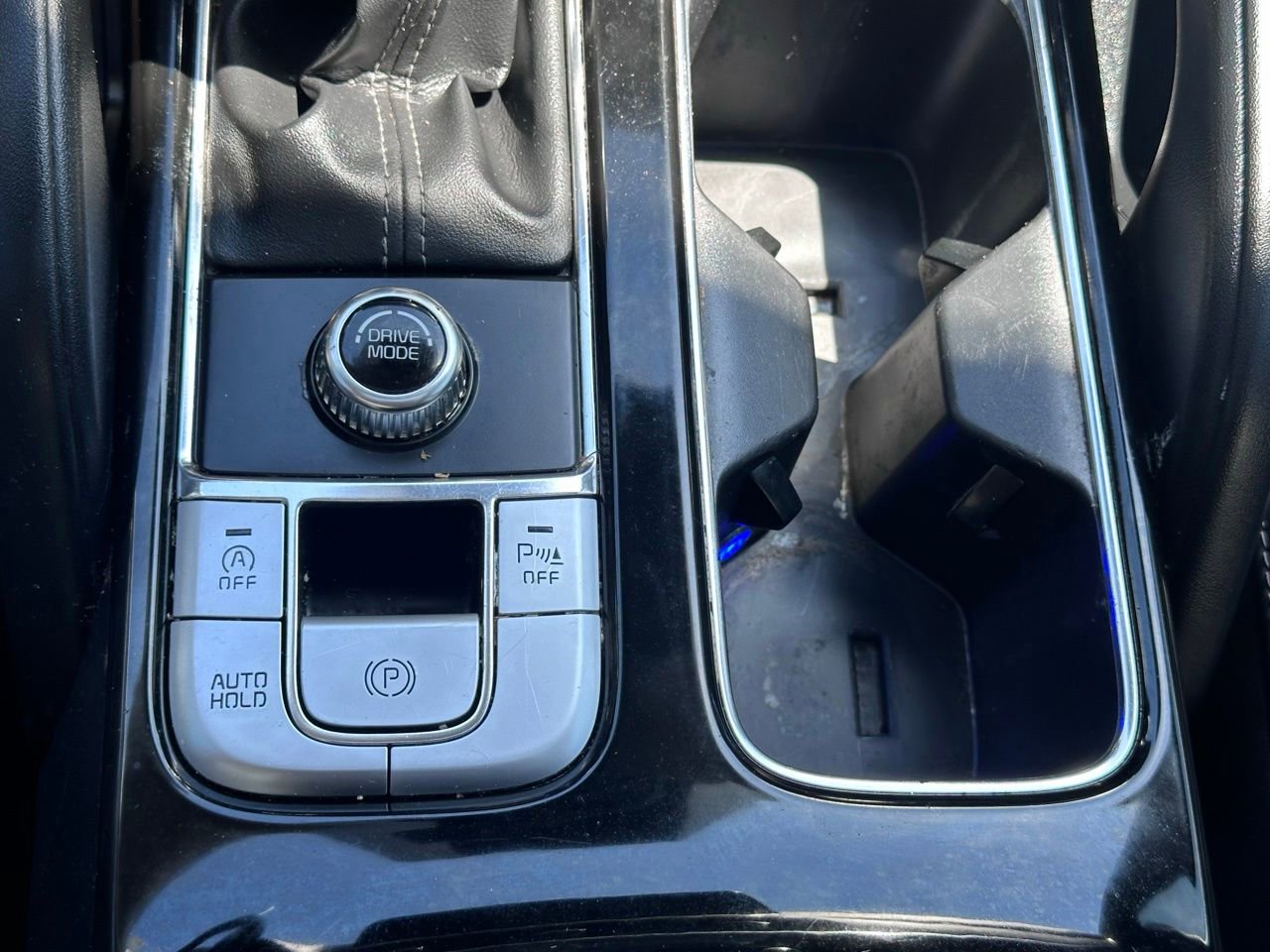 Used 2022 Kia Telluride S FWD image 35
