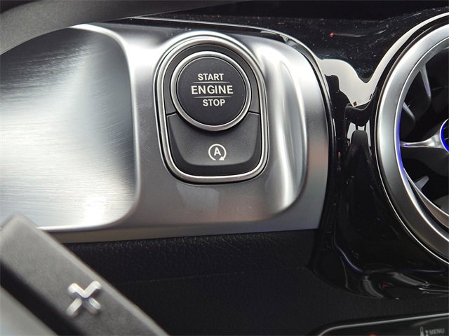 New 2026 Mercedes-Benz GLB 250 4MATIC image 11