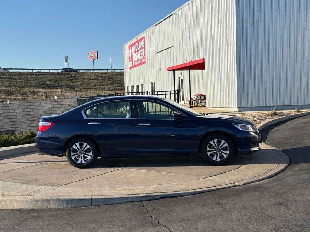 Used 2015 Honda Accord LX image 2