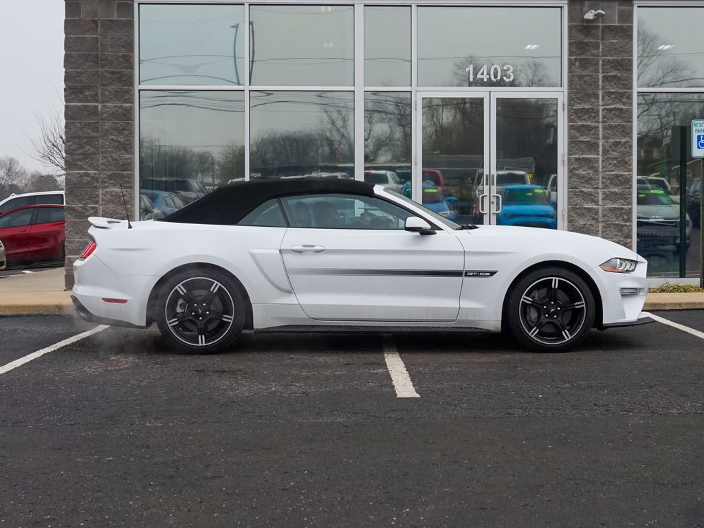 Used 2019 Ford Mustang GT Premium w/ Equipment Group 401A image 2