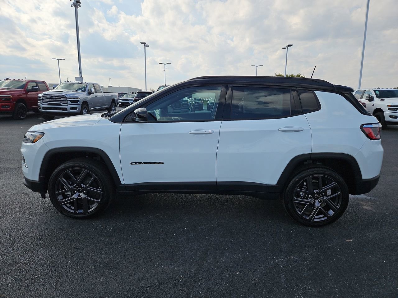 New 2026 Jeep Compass Limited image 4