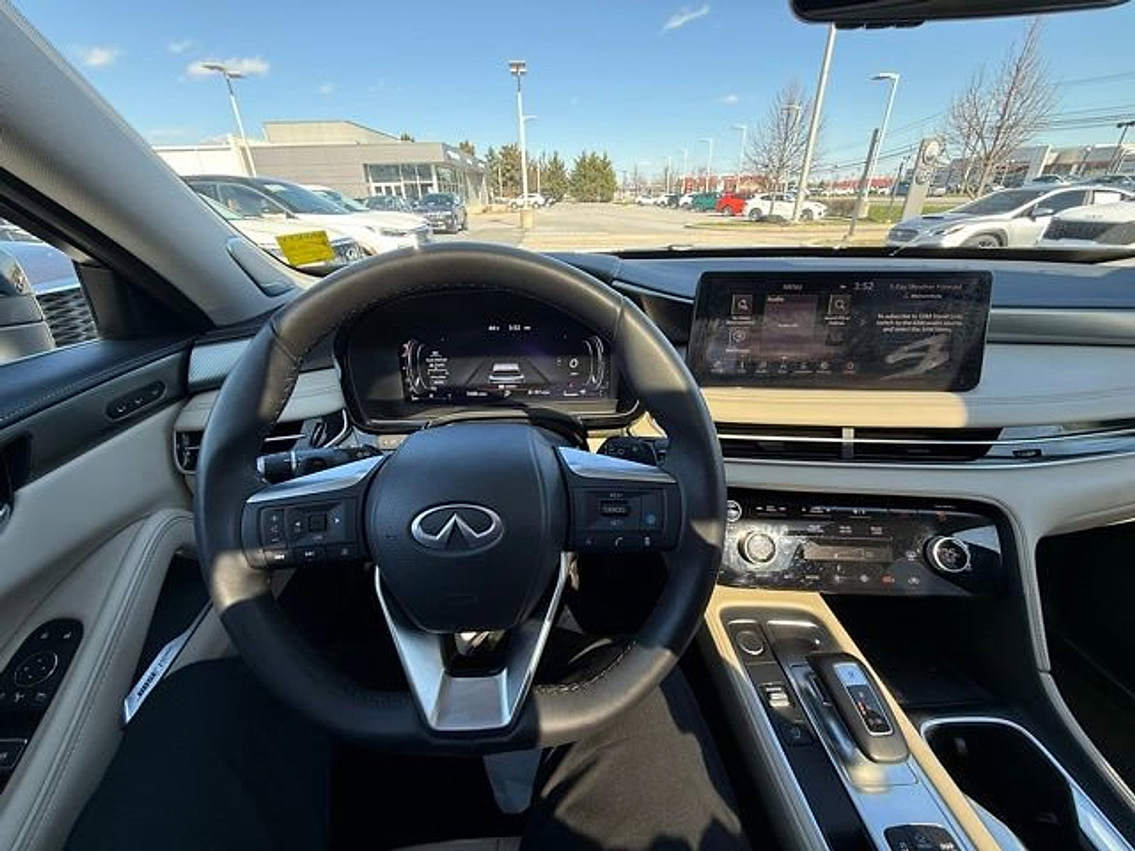 Used 2025 INFINITI QX60 Luxe w/ Lighting Package (N94) image 19