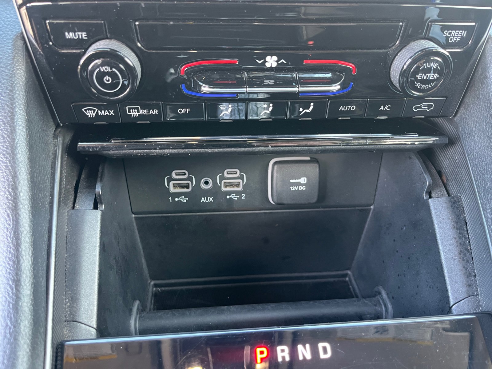 Certified 2023 Jeep Grand Cherokee L Laredo image 29