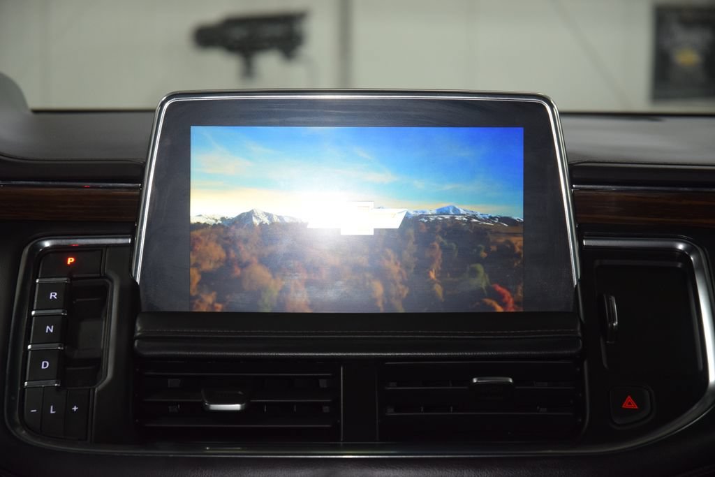 Used 2023 Chevrolet Tahoe High Country AWD/4WD image 32