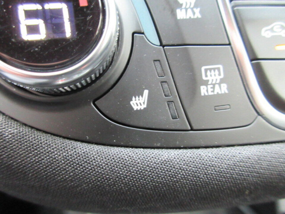 Used 2024 Chevrolet Malibu LT image 23