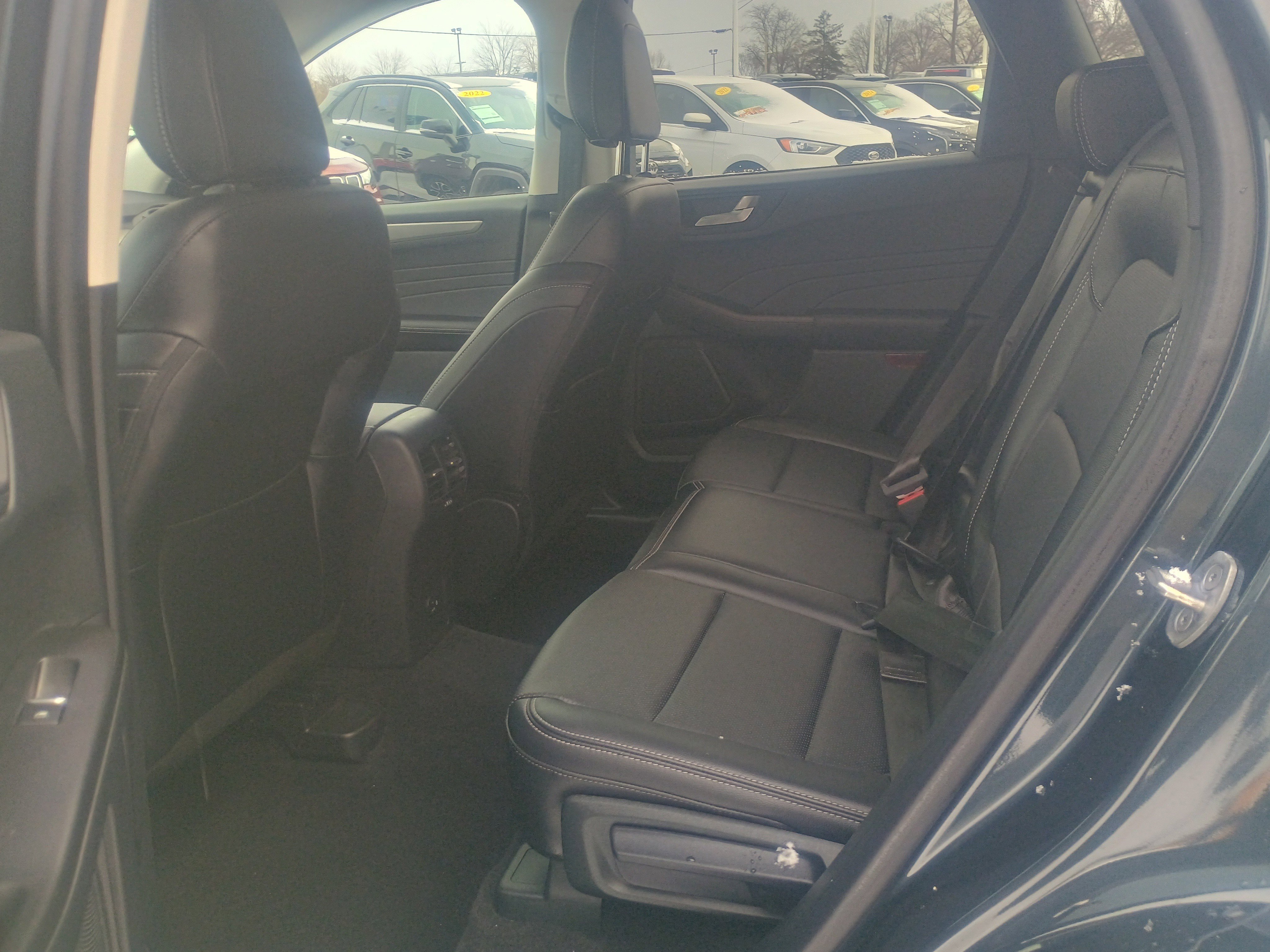 Certified 2022 Ford Escape Titanium w/ Class II Trailer Tow Package image 19