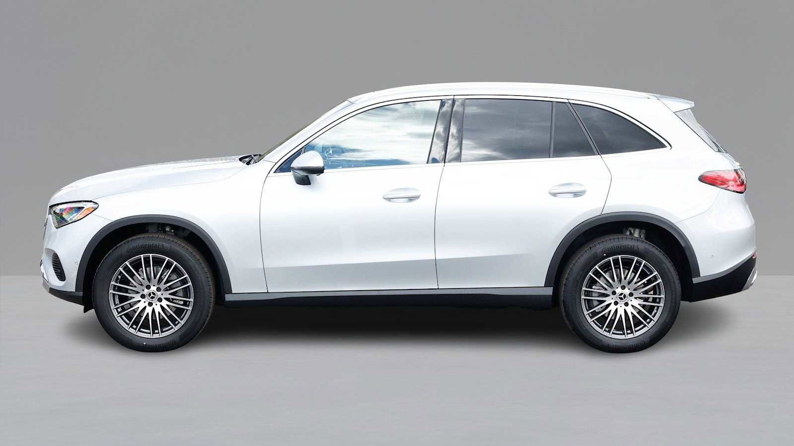 Used 2026 Mercedes-Benz GLC 300 4MATIC image 9