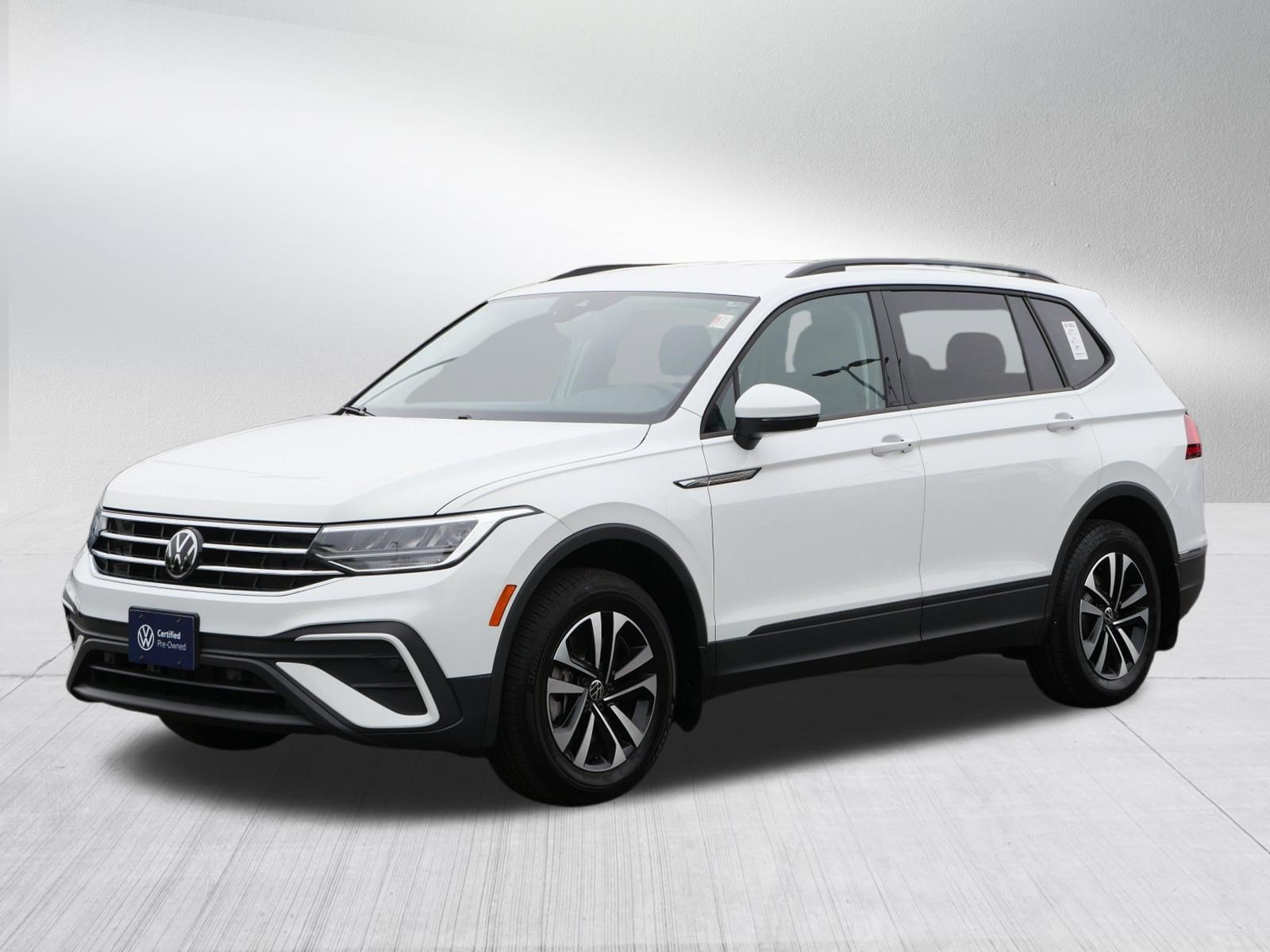 Used 2024 Volkswagen Tiguan S w/ MDO Package, Two-Row AWD/4WD image 3
