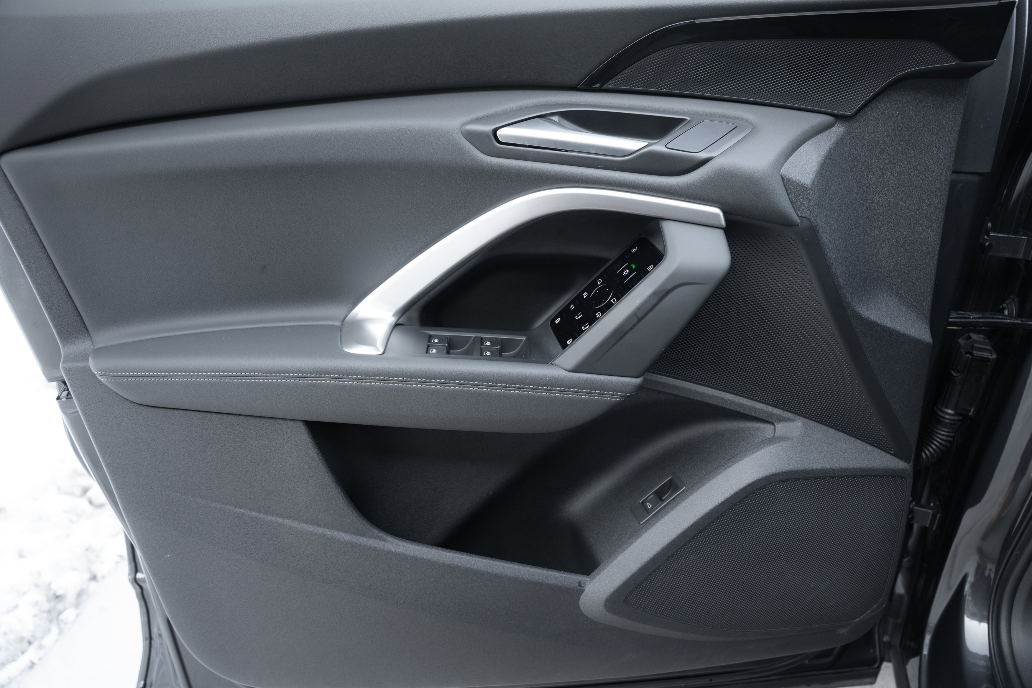 Certified 2025 Audi Q5 Premium w/ Convenience Package image 19