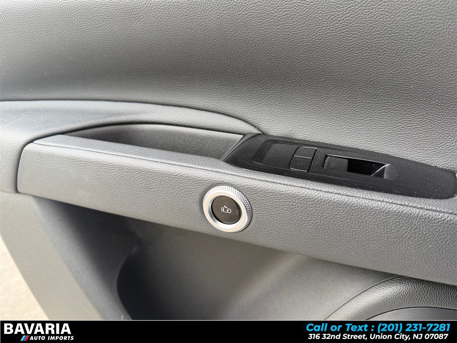 Used 2023 Maserati Grecale GT AWD/4WD image 23
