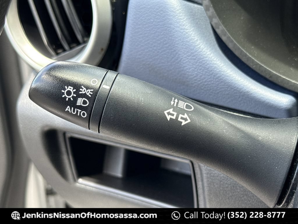 Certified 2023 Nissan Versa SV FWD image 38