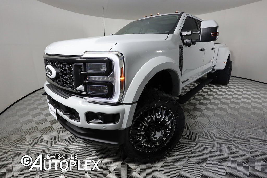 Used 2025 Ford F450 Platinum w/ Platinum Plus Package image 16