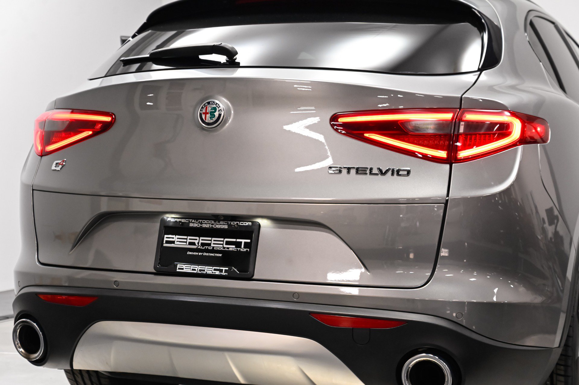 Used 2018 Alfa Romeo Stelvio Sport w/ Quick Order Package 22J Sport AWD/4WD image 42