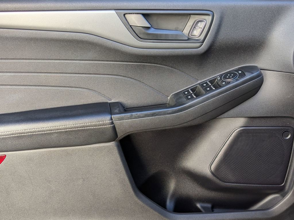 Used 2024 Ford Escape Active image 11