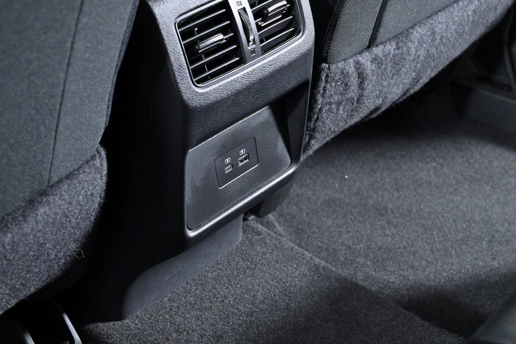 Certified 2023 Nissan Rogue SV image 26