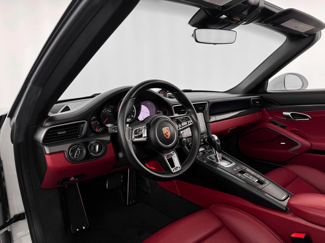 Used 2019 Porsche 911 Turbo S image 18