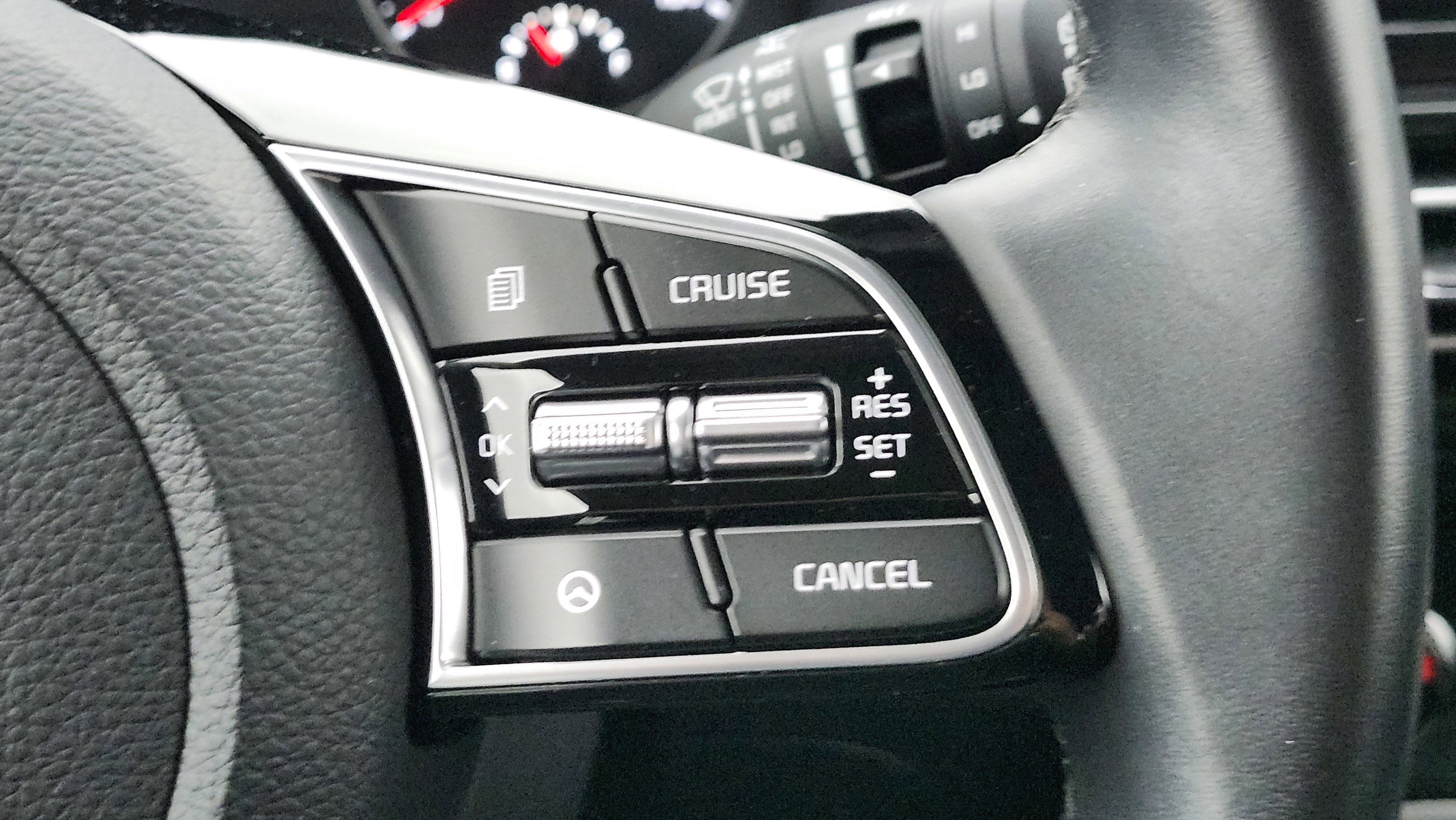 Used 2023 Kia Seltos EX image 32