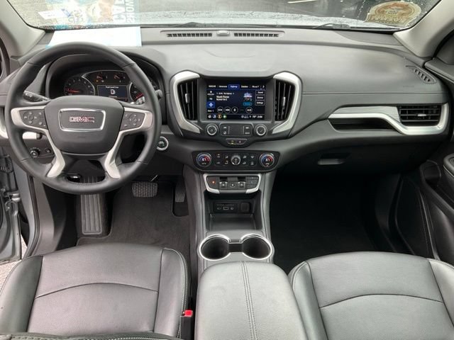 Used 2024 GMC Terrain SLT AWD/4WD image 4