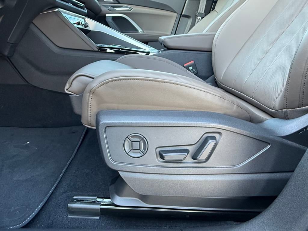 New 2025 Audi Q5 Premium Plus image 10