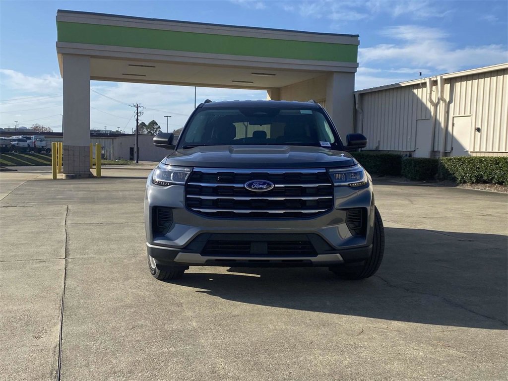 New 2025 Ford Explorer Active image 9