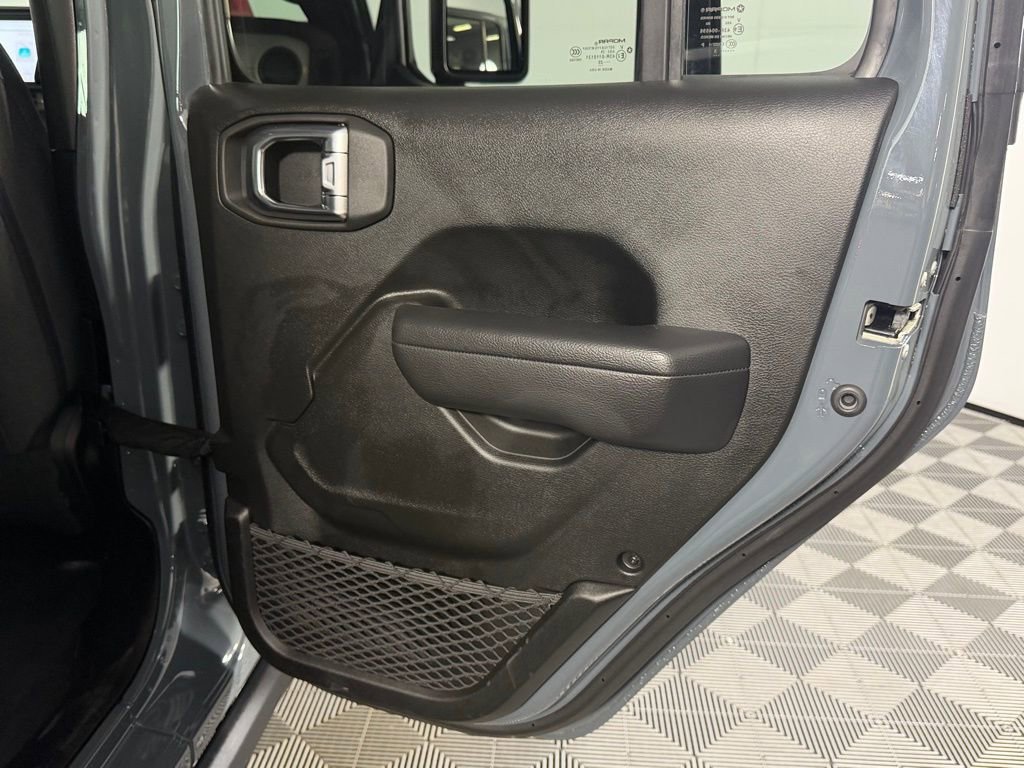 Used 2025 Jeep Wrangler Willys 4xe image 31