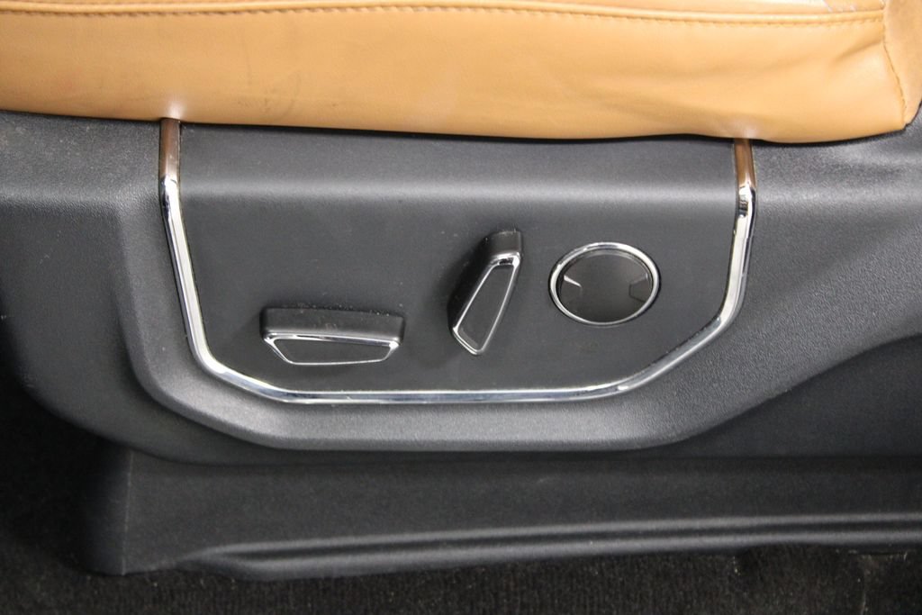 Used 2022 Ford Expedition Platinum AWD/4WD image 22