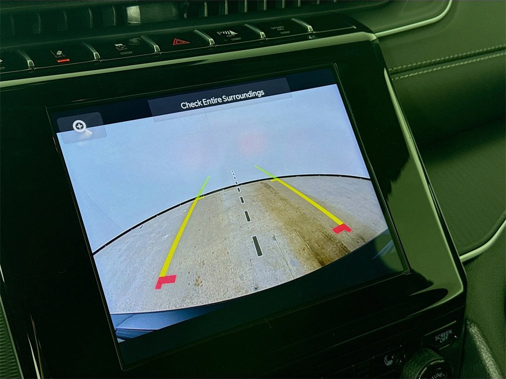 New 2025 Jeep Grand Cherokee Altitude image 17
