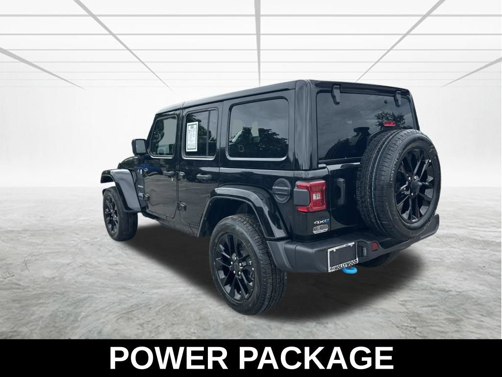 Used 2024 Jeep Wrangler Unlimited Sahara AWD/4WD image 7
