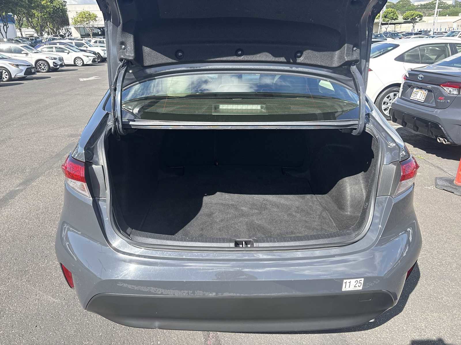 Used 2024 Toyota Corolla LE image 18