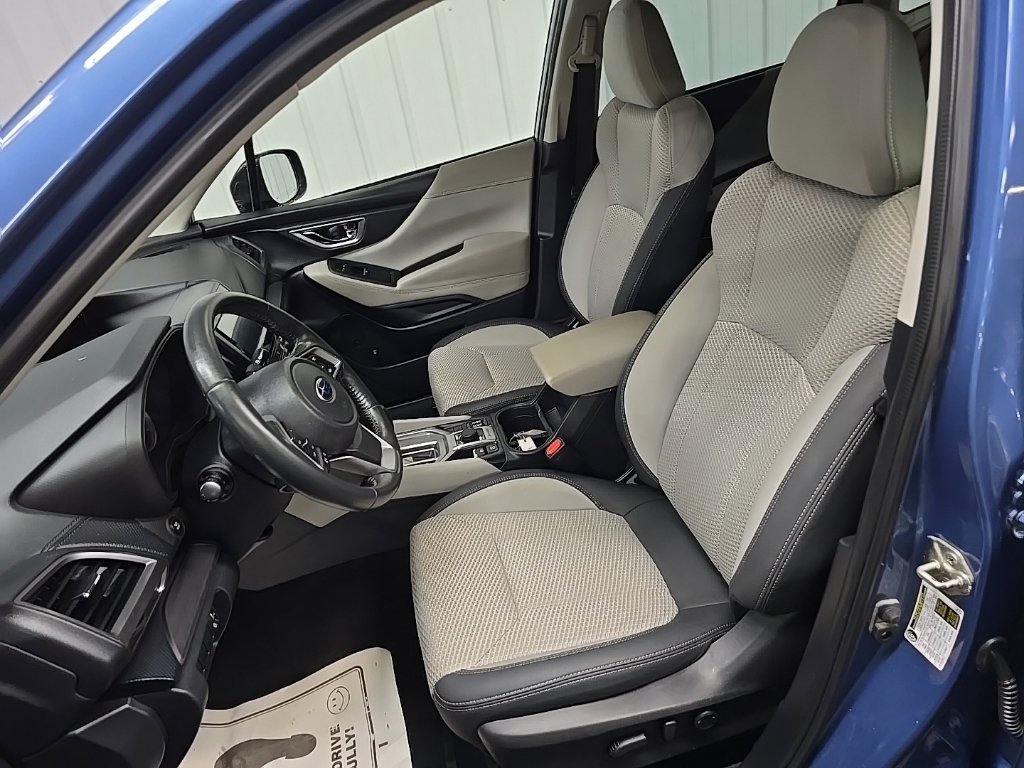 Used 2020 Subaru Forester Premium AWD/4WD image 33