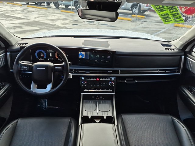 Used 2026 Hyundai Santa Fe SEL FWD image 16