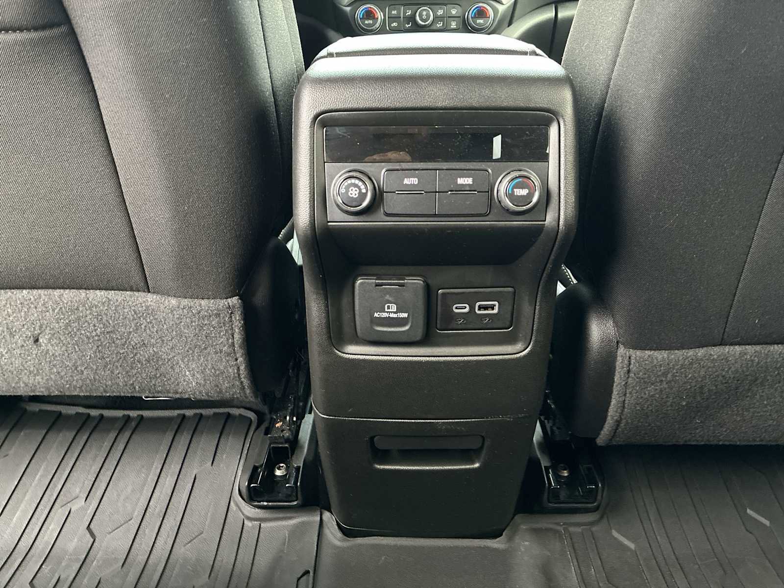 Certified 2023 GMC Acadia SLE w/ Driver Convenience Package image 20