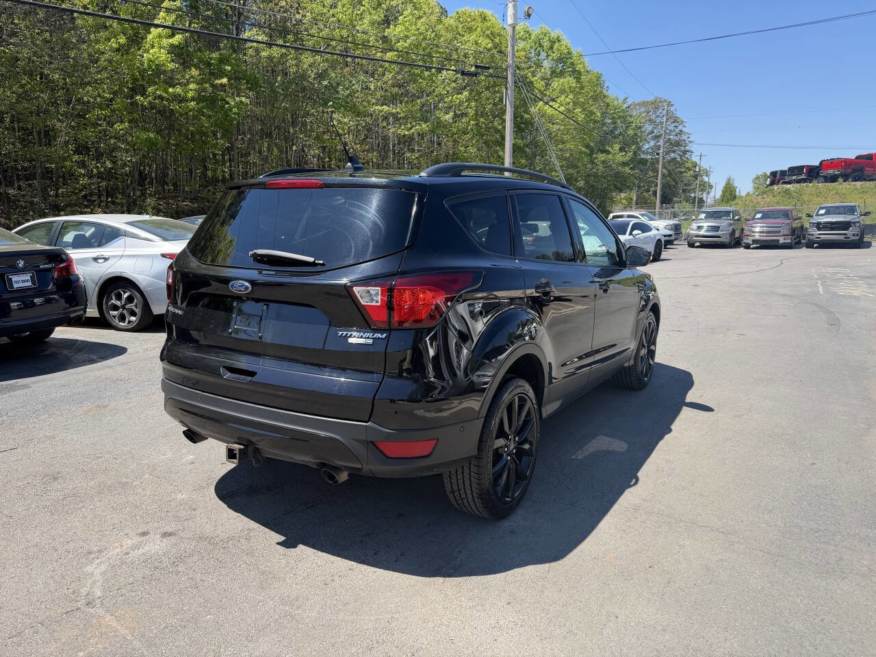 Used 2019 Ford Escape Titanium image 5