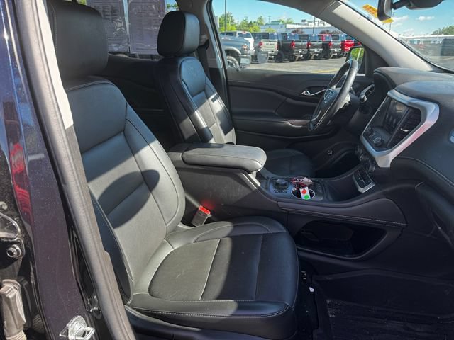Used 2022 GMC Acadia SLT w/ LPO, Floor Liner Package AWD/4WD image 14