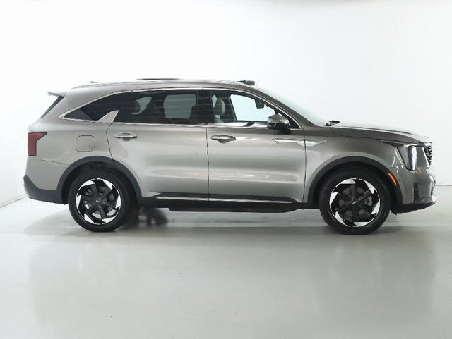 Used 2025 Kia Sorento SX Prestige AWD/4WD image 11
