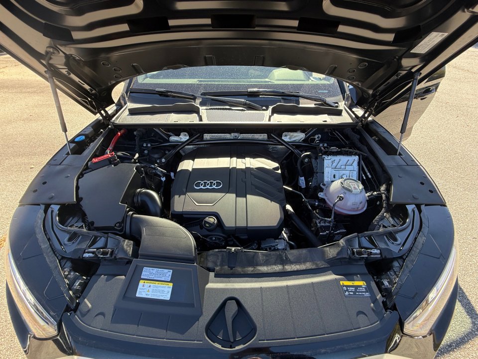 Used 2025 Audi Q5 2.0T Premium Plus w/ Premium Plus Package image 16