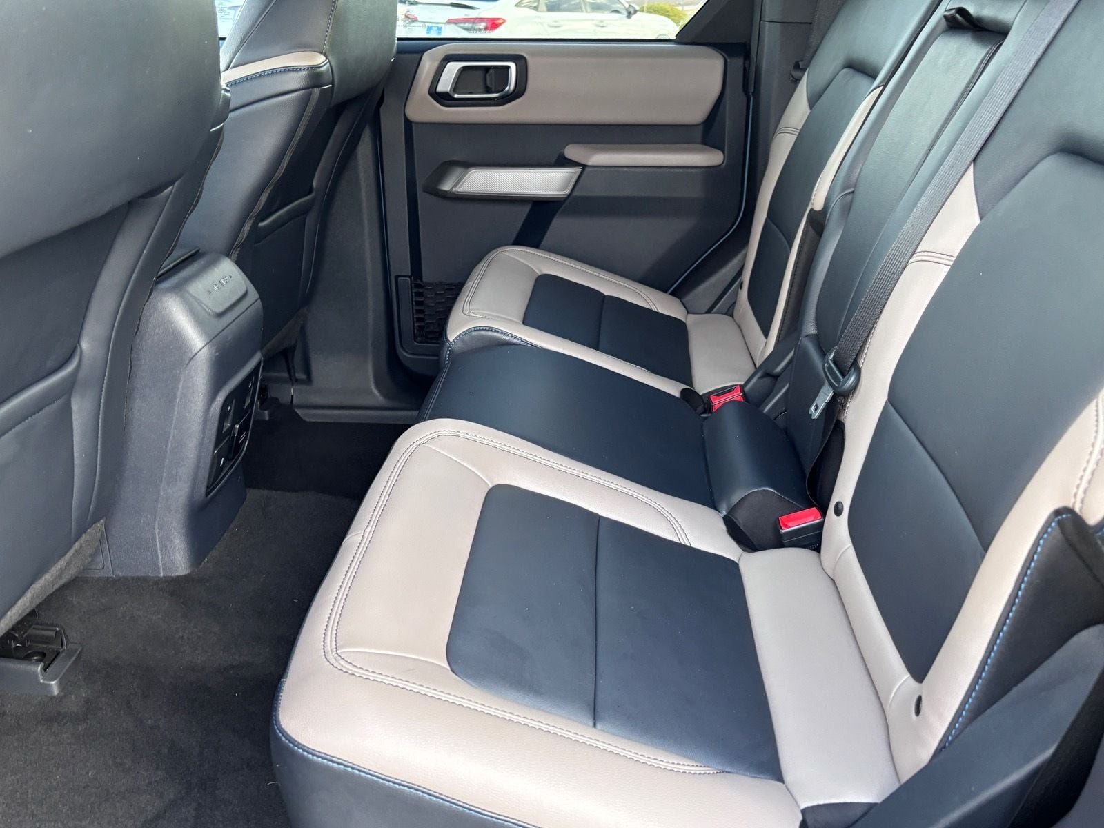 Used 2022 Ford Bronco Wildtrak AWD/4WD image 16
