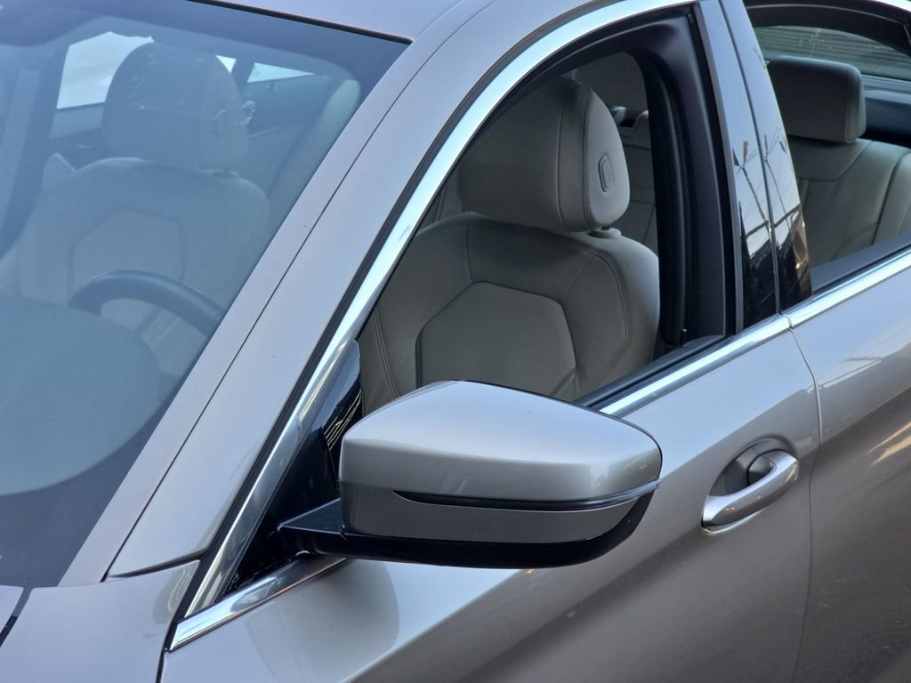 Used 2019 BMW 530i w/ Convenience Package RWD image 35