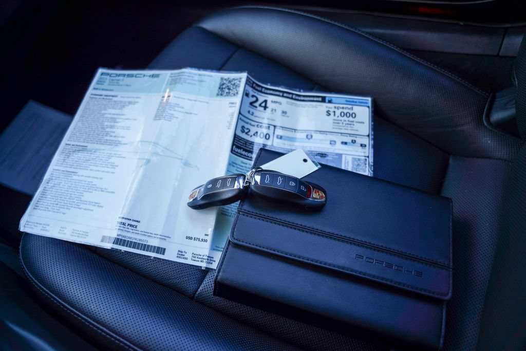 Used 2015 Porsche Cayman S RWD image 18