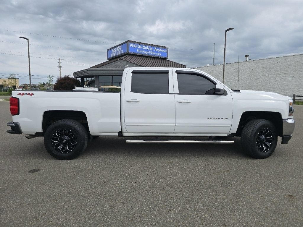 Used 2018 Chevrolet Silverado 1500 LT w/ All Star Edition AWD/4WD image 18