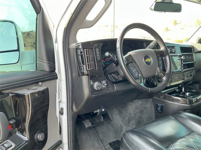 Used 2021 Chevrolet Express 2500 LS w/ Enhanced Convenience Package image 25