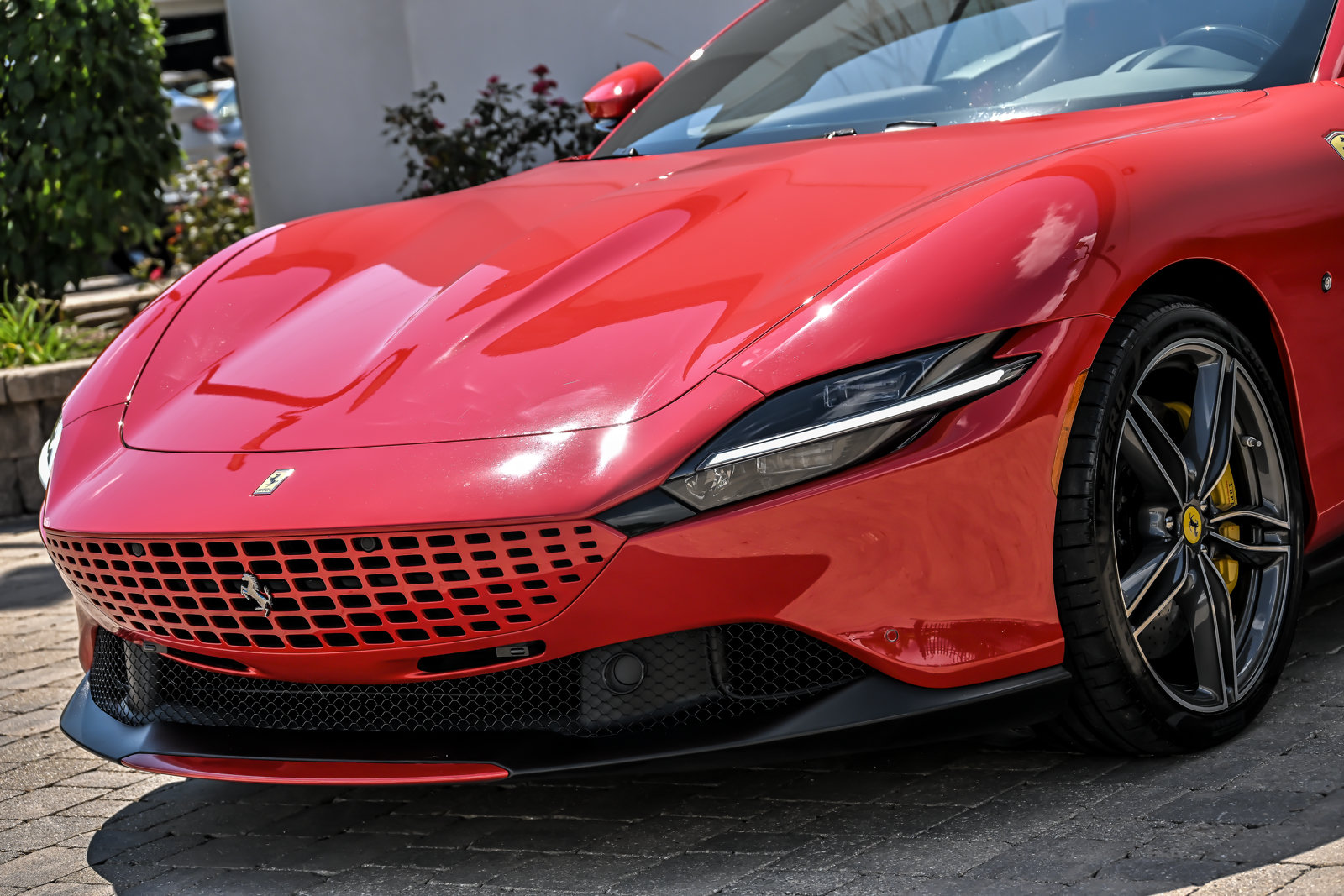 Used 2024 Ferrari Roma Spider RWD image 6